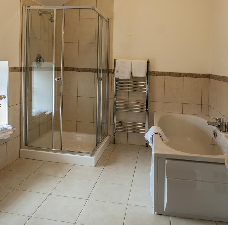 New Forest Estate Lodges Tyrrellspass Luaran gambar