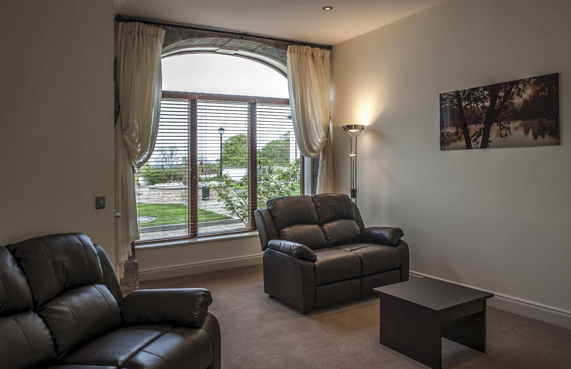 New Forest Estate Lodges Tyrrellspass Luaran gambar